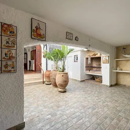 Villa Beach Front House Moncofa